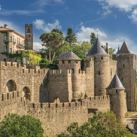 Visite du gouffre géant de Cabrespine et de la Cité de Carcassonne (SLVie 5))